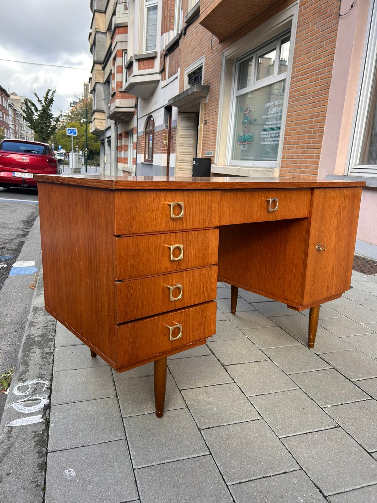 Bureau vintage des années 60 style scandinave, Ophalen of Verzenden, Zo goed als nieuw