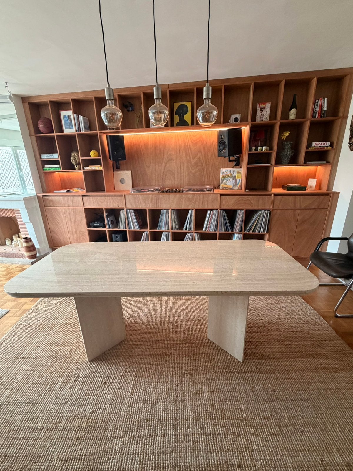 Table à manger en travertin, Enlèvement