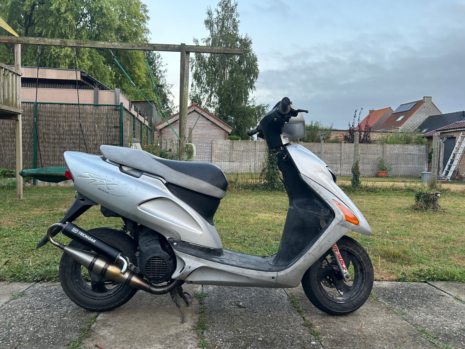 Honda sfx a klasse, Fietsen en Brommers, Brommers | Honda, Ophalen