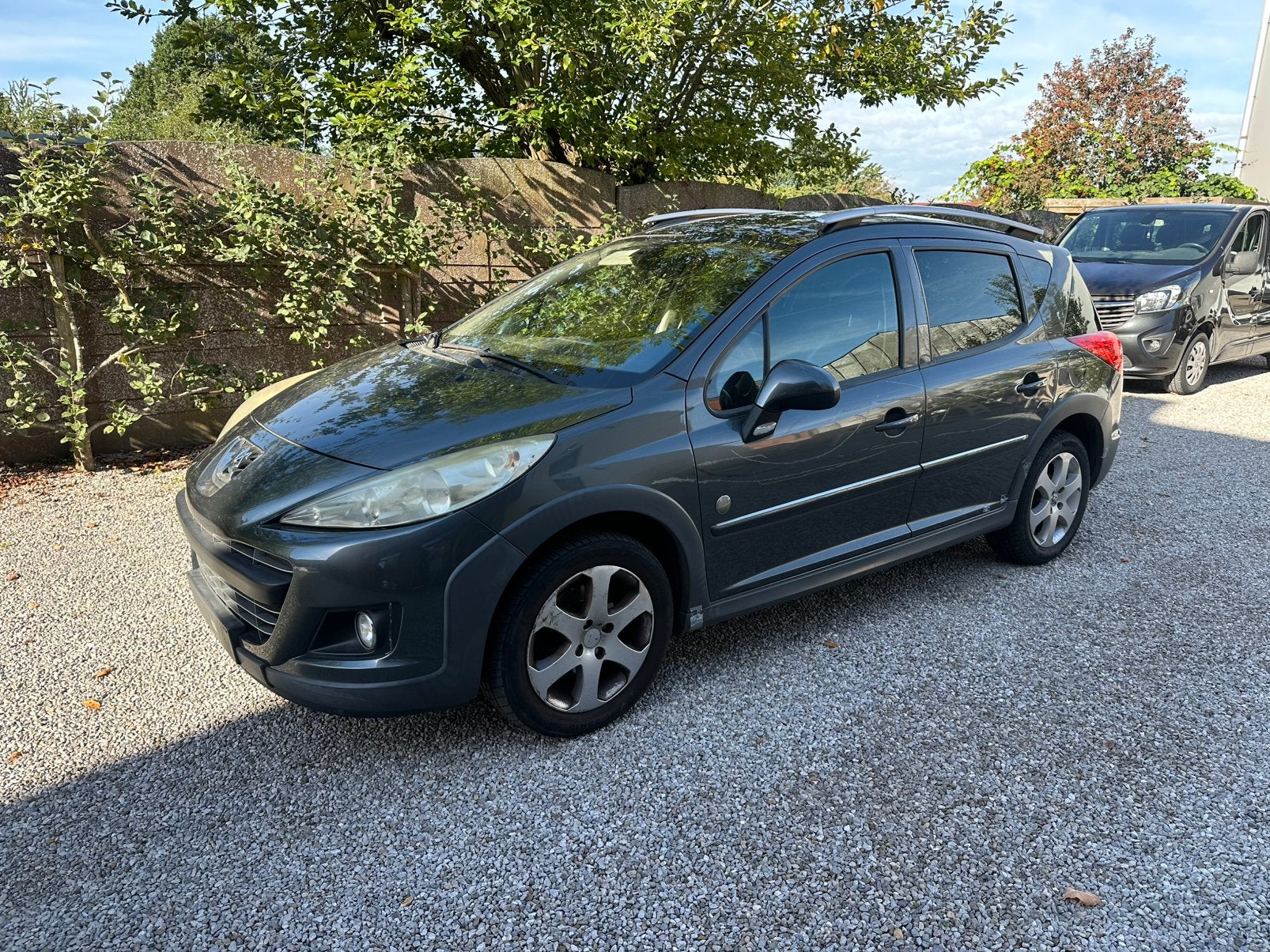 Peugeot 207 sw extérieur/1,6 hdi/157 000 km, Autos, Argent ou Gris, Achat, Entreprise, Boîte manuelle