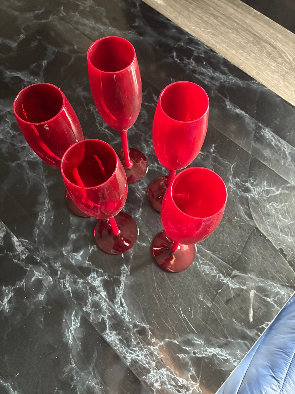 Cava glaasjes, Enlèvement, Comme neuf
