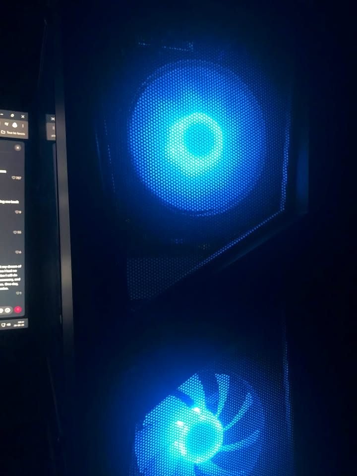 Setup Complet Gamer/Gaming, Informatique & Logiciels, Ordinateurs de bureau, Le pc est monté avec différentes marques, Comme neuf