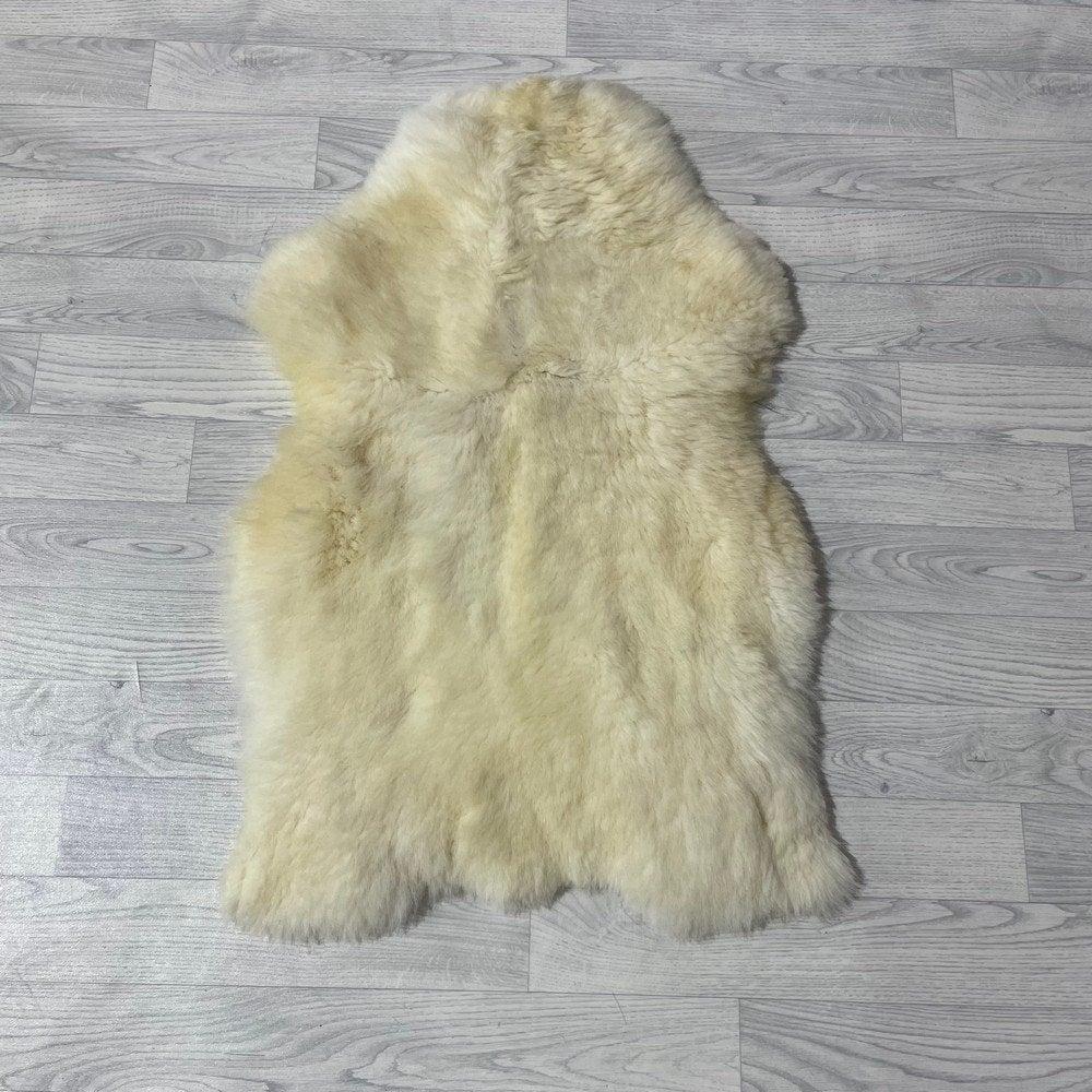 Schapenvacht voor hond en kat creme 95x80cm | Lederstore, Autres marques, Enlèvement ou Envoi, Neuf, Autres types