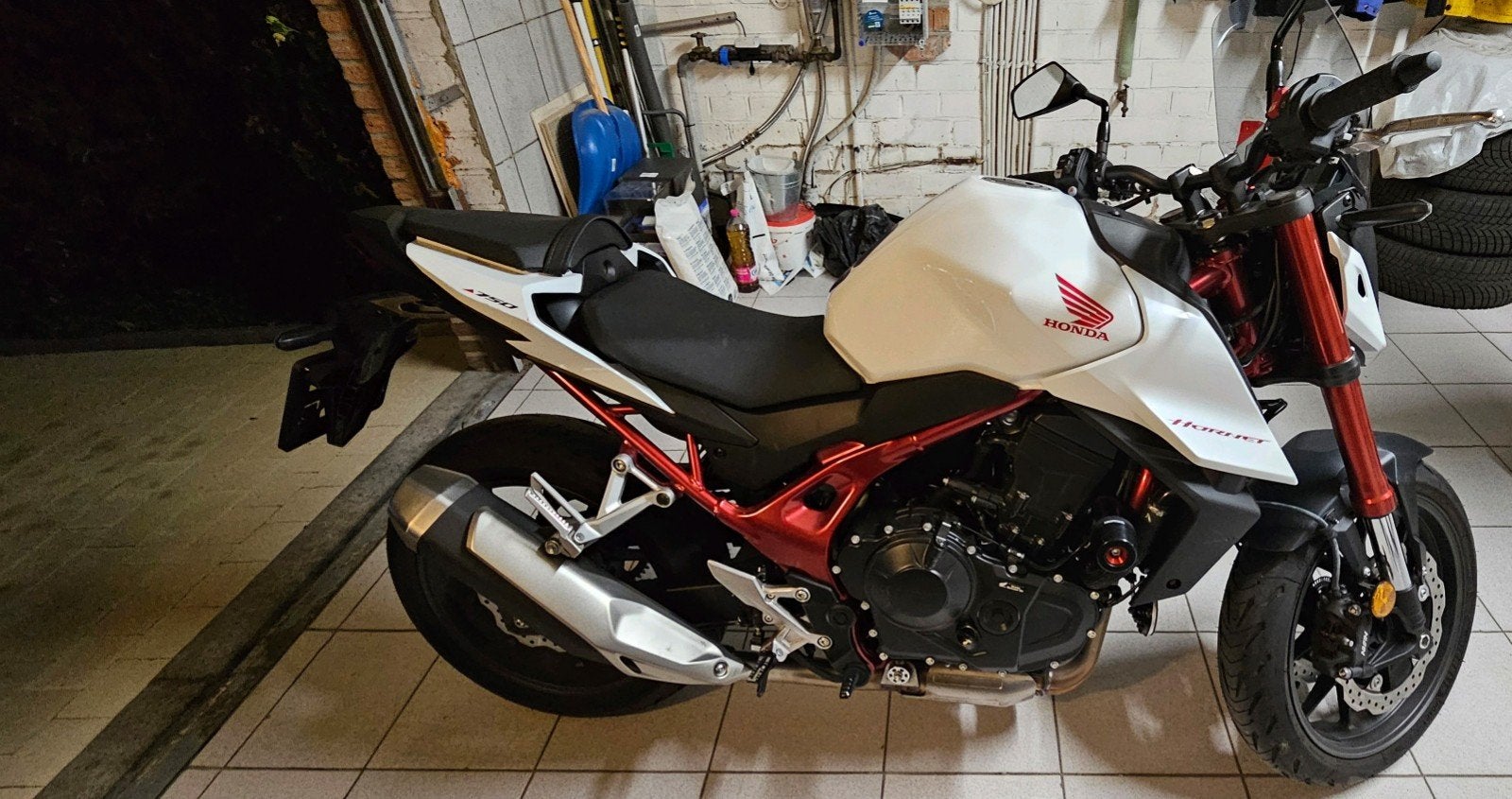 HONDA 750CC HORNET (2024), Motoren, 2 cilinders, Nieuw, Motorrijbewijs A, Meer dan 35 kW
