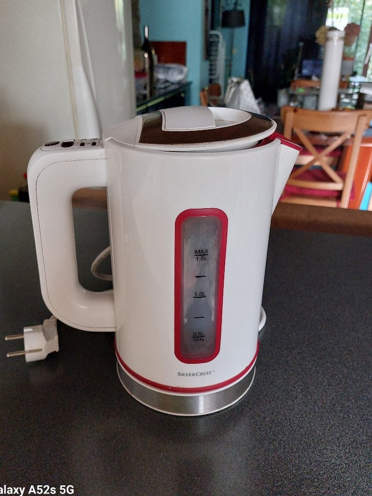 Bouilloire electrique silvercrest, Elektronische apparatuur, 1 tot 2 liter, Ophalen, Zo goed als nieuw