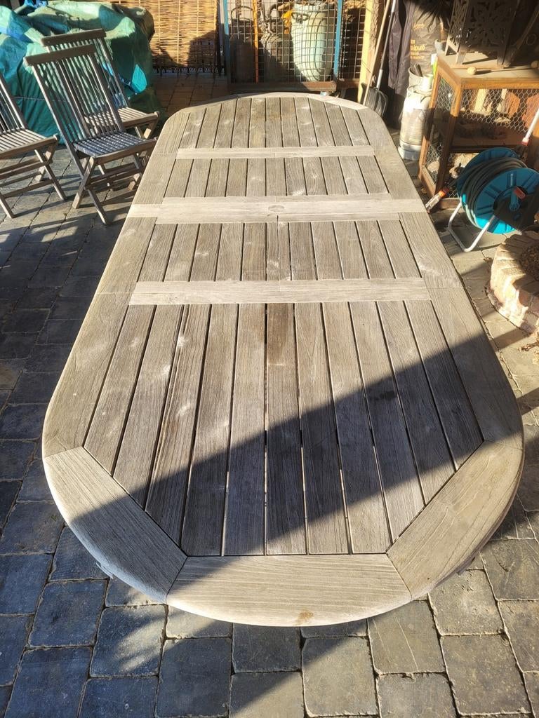 Table et 8 chaises en teck, Enlèvement