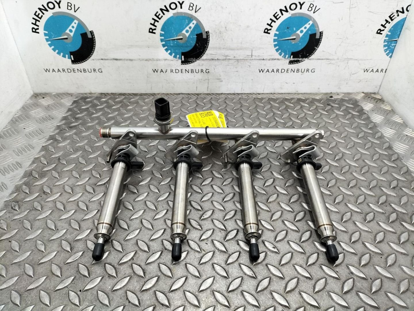 MERCEDES A CLASS BRANDSTOF INJECTOR / VERSTUIVER 2560700187, Enlèvement ou Envoi, Utilisé, Stiba membre