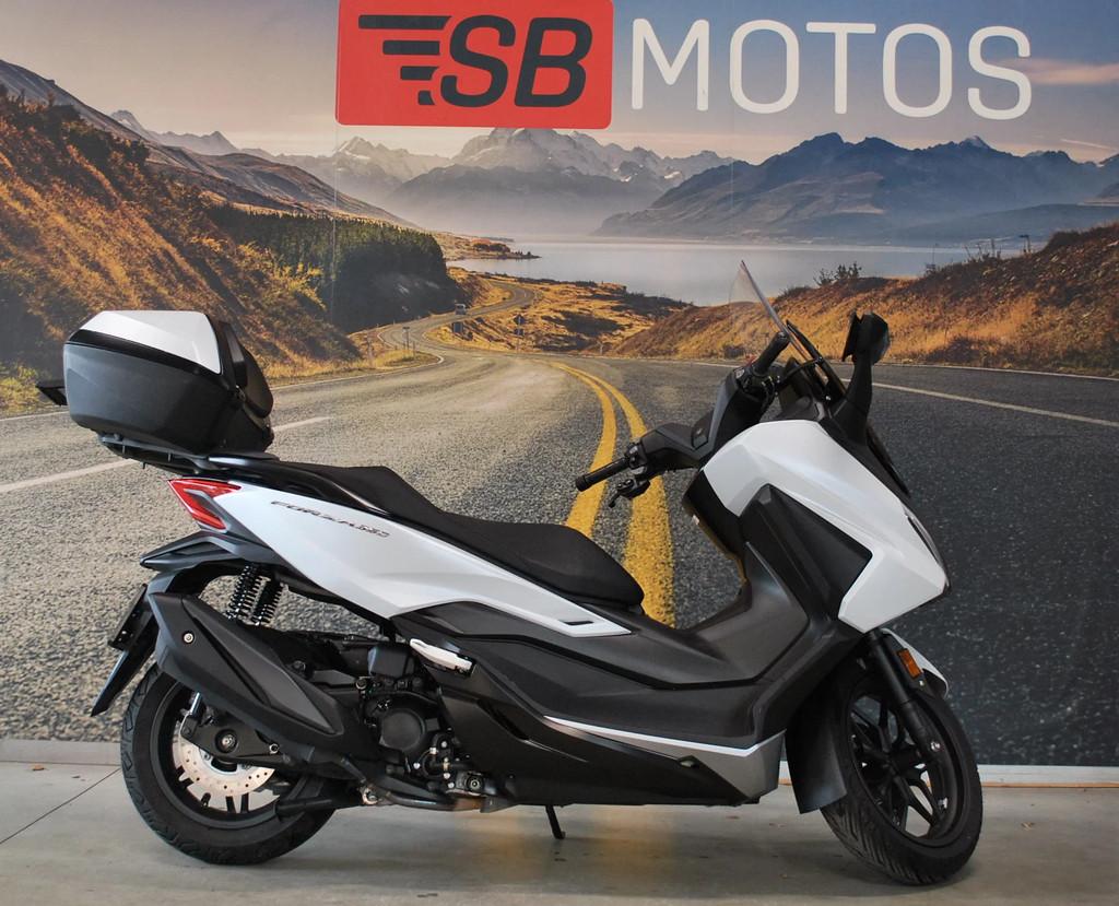 Honda forza 350 (bj 2024), Motoren, Bedrijf, Overig, Traction Control, 350 cc
