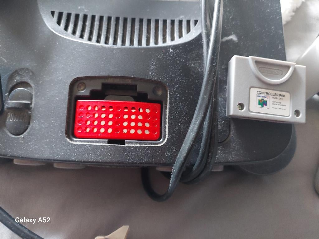 Nintendo 64, Consoles de jeu & Jeux vidéo, Consoles de jeu | Nintendo 64, Utilisé, Avec 1 manette, Avec jeux, Avec carte mémoire