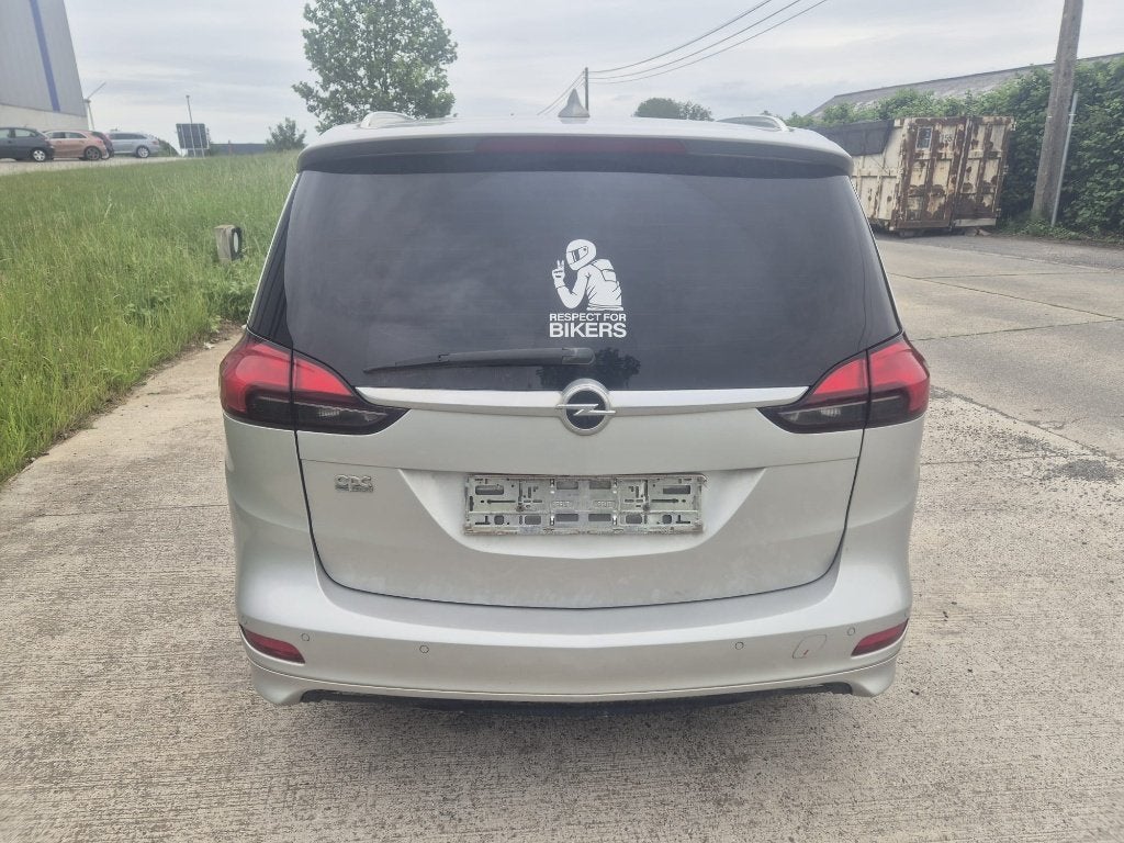 Opel zafira tourer 1.6 Diesel 5 Place, Auto's, Euro 6, Bedrijf, 5 deurs, Te koop
