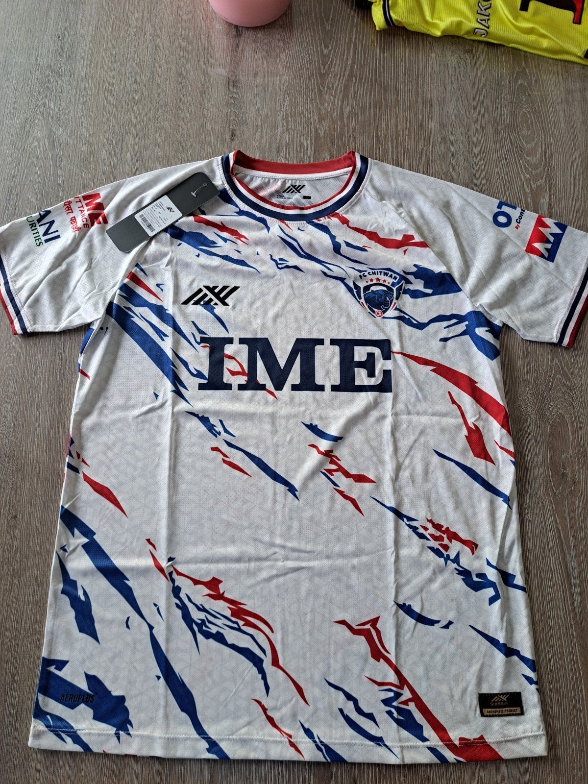 Voetbalshirt FC Chitwan 2023 uitshirt maat L, Sports & Fitness, Football, Taille L, Enlèvement, Neuf, Maillot