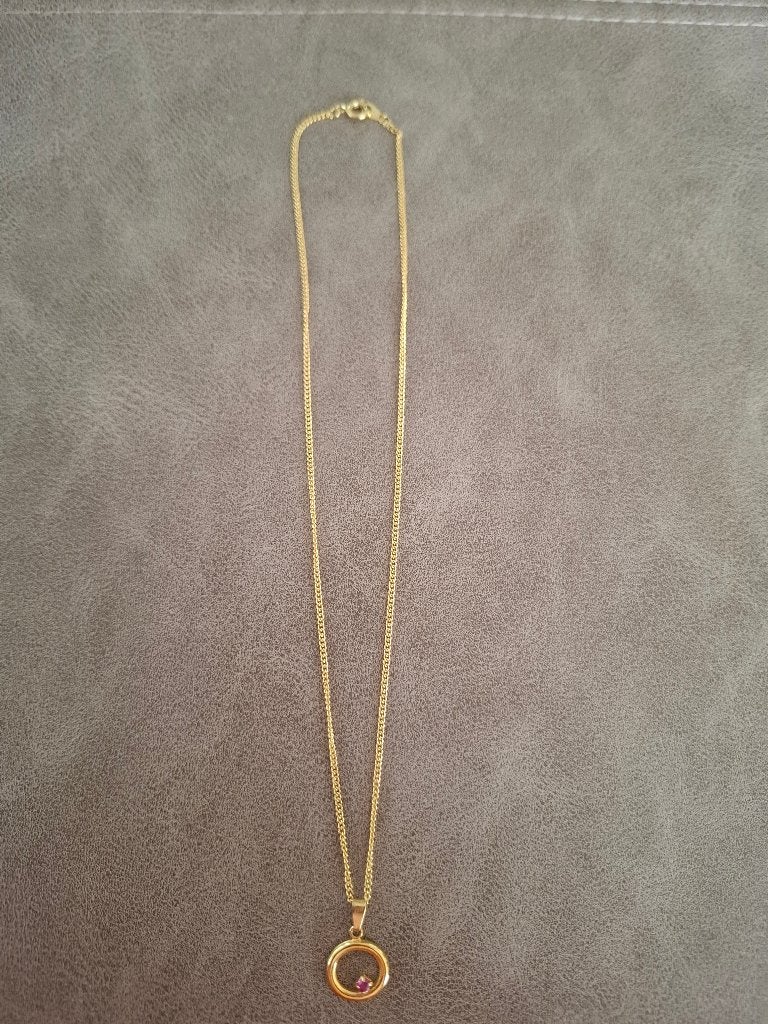 1 zilveren ketting, 5 vergulde kettingen en 1 pollepel, Ophalen, Zo goed als nieuw