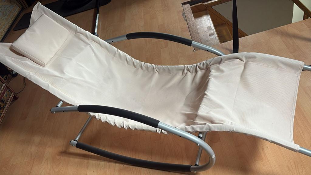 Chaise longue