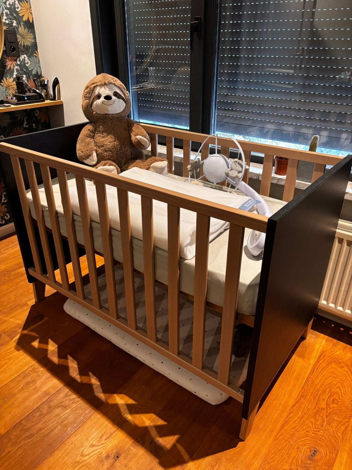 Baby bed ledikant, Kinderen en Baby's, Kinderkamer | Bedden, Ophalen, Zo goed als nieuw, Matras