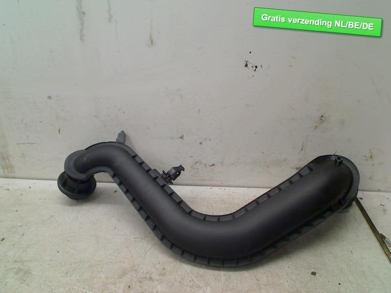 INTERCOOLER PIPE Volkswagen Golf VIII (CD1) (05E145673S), Volkswagen, Volkswagen AG, Utilisé, Kundenbetreuung@volkswagen.de
