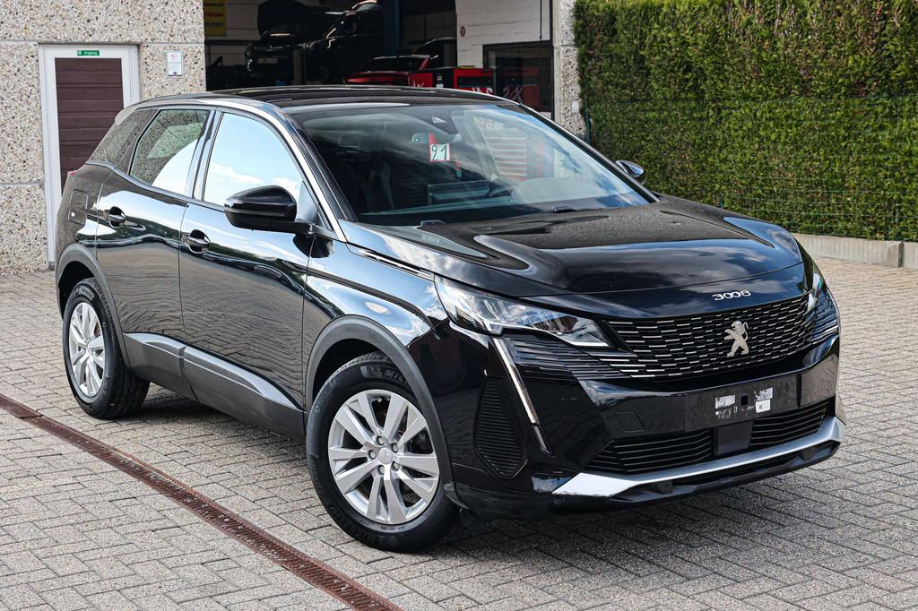 Peugeot 3008 BENZINE-HYBRID*AUTOMAAT*ACHTERUITRIJCAMERA*NAVI, Auto's, Gebruikt, 1199 cc, 1553 kg, Zwart