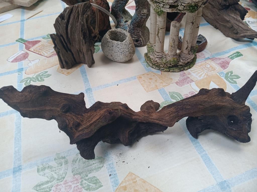 Decoratiemateriaal en houtstukken voor aquarium, Ophalen
