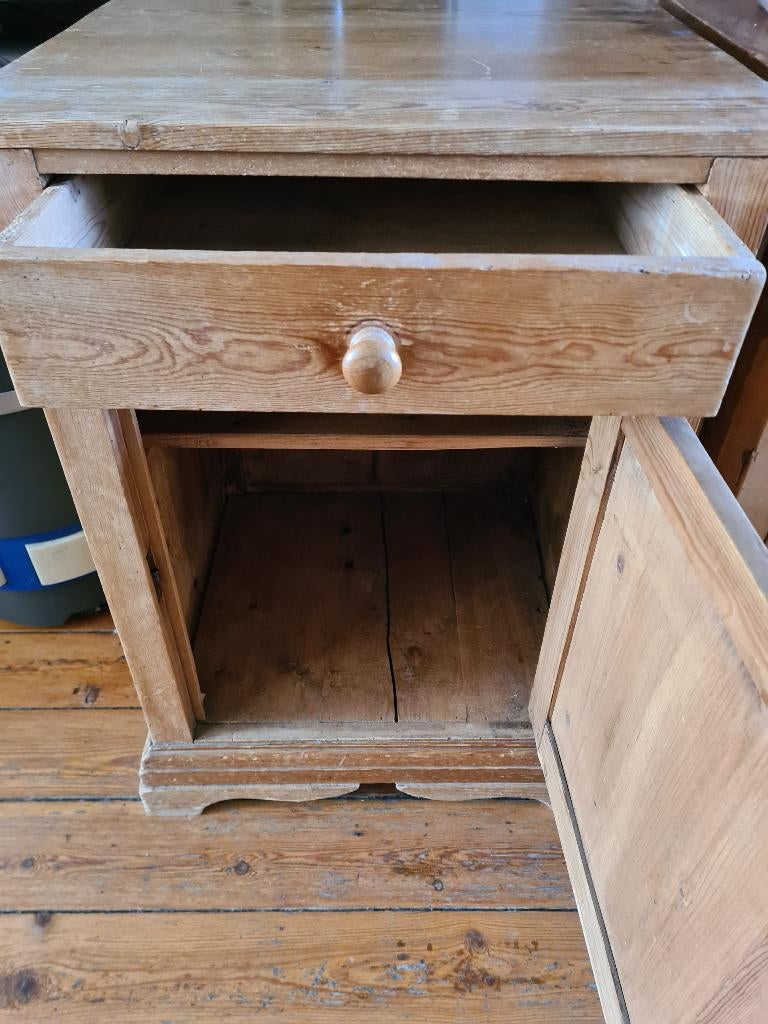 Meuble de charme, ancien et fait à la main Style Mini Bar, Antiquités & Art, Enlèvement