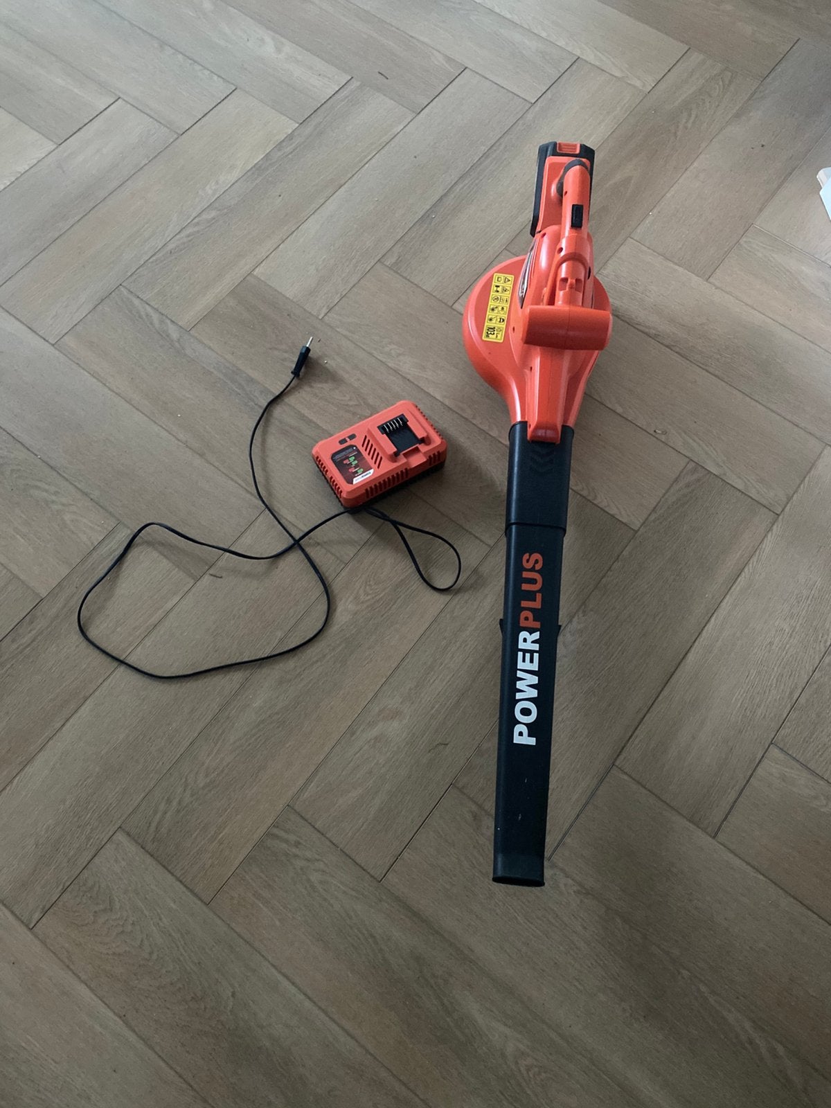 Powerplus accu bladblazer en bladzuiger 20V/40V, Ophalen, Zo goed als nieuw