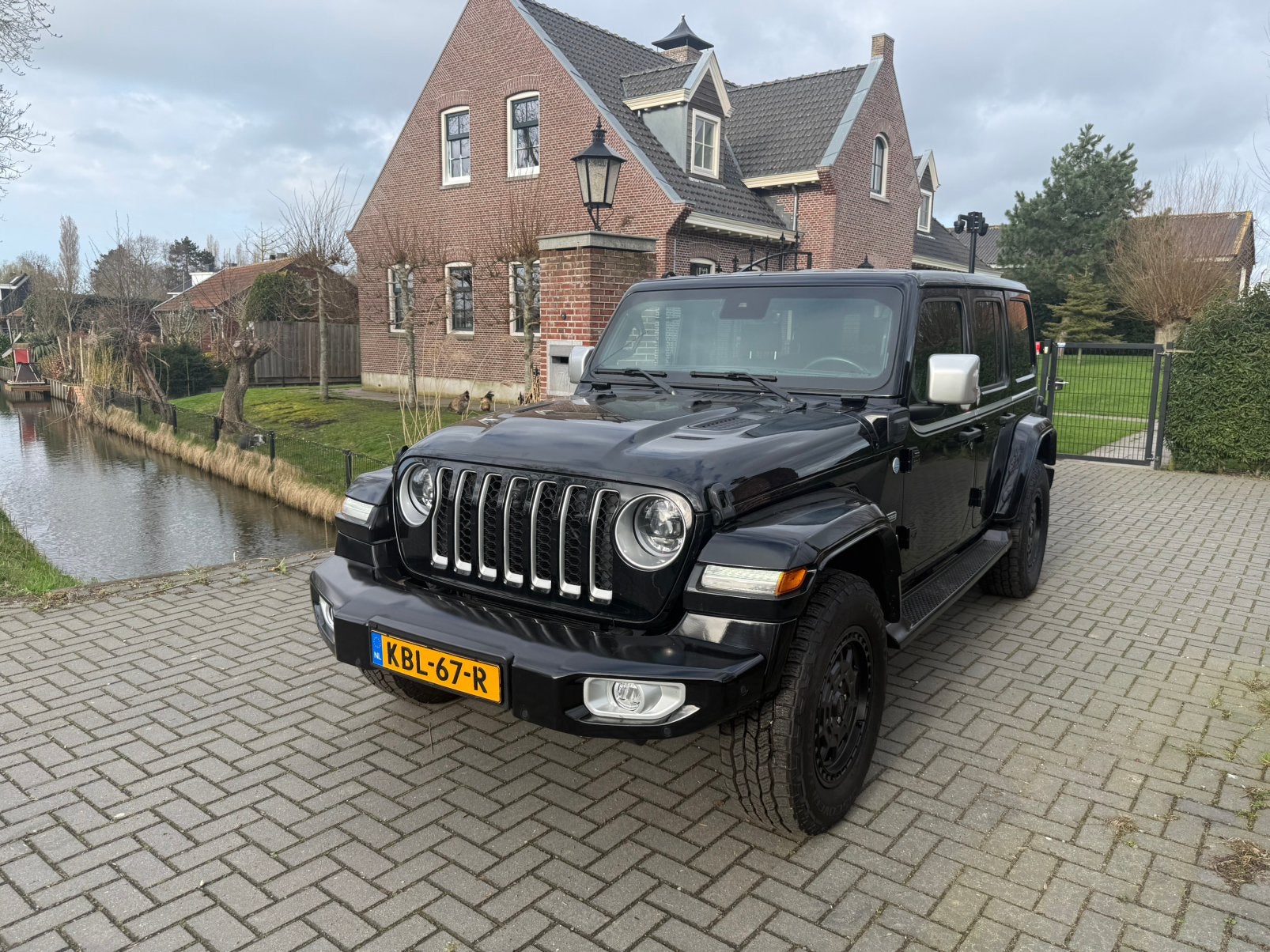 Jeep Wrangler 4xe 380 Sahara Irmscher Cross  Camera voor, Automaat, Sound system, 4 cilinders, Cabriolet