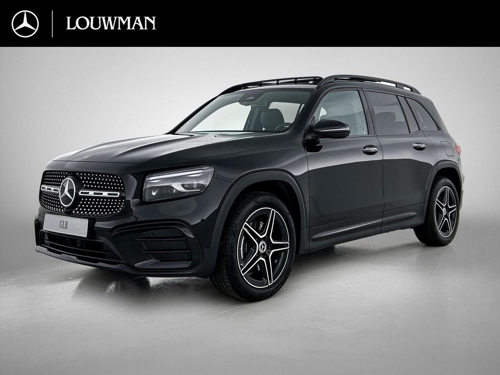 Mercedes-Benz GLB 180 Business Solution AMG 7p. | Trekhaak |, Auto's, Automaat, Zwart, Parkeersensor, Zwart