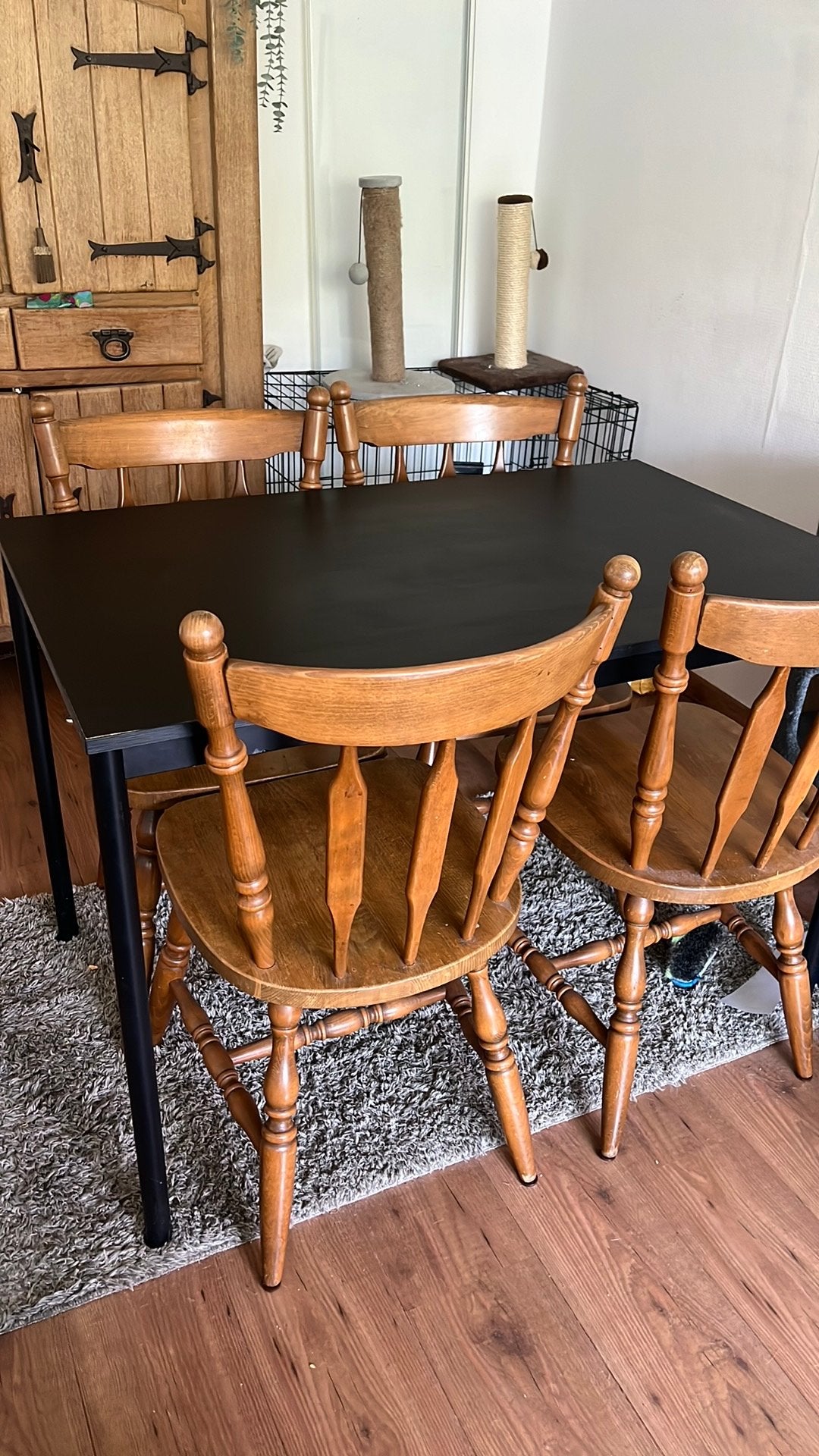 Tafel + 4 houten stoelen, Huis en Inrichting, Complete eetkamers, Ophalen, Zo goed als nieuw, 4 tot 6 stoelen