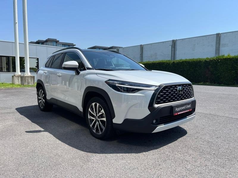 Toyota Corolla Cross 2.0 STYLE + COMFORT PACK, Auto's, Automaat, 145 kW, Parkeersensor, Wit