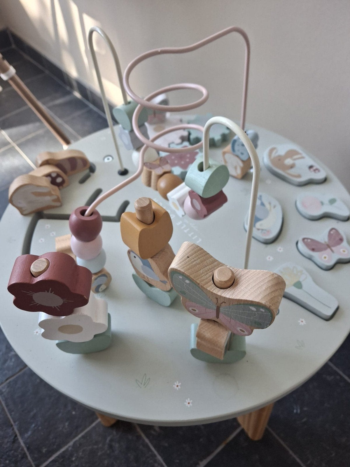Table de jeu, Enfants & Bébés, Jouets | Jouets de bébé, Enlèvement