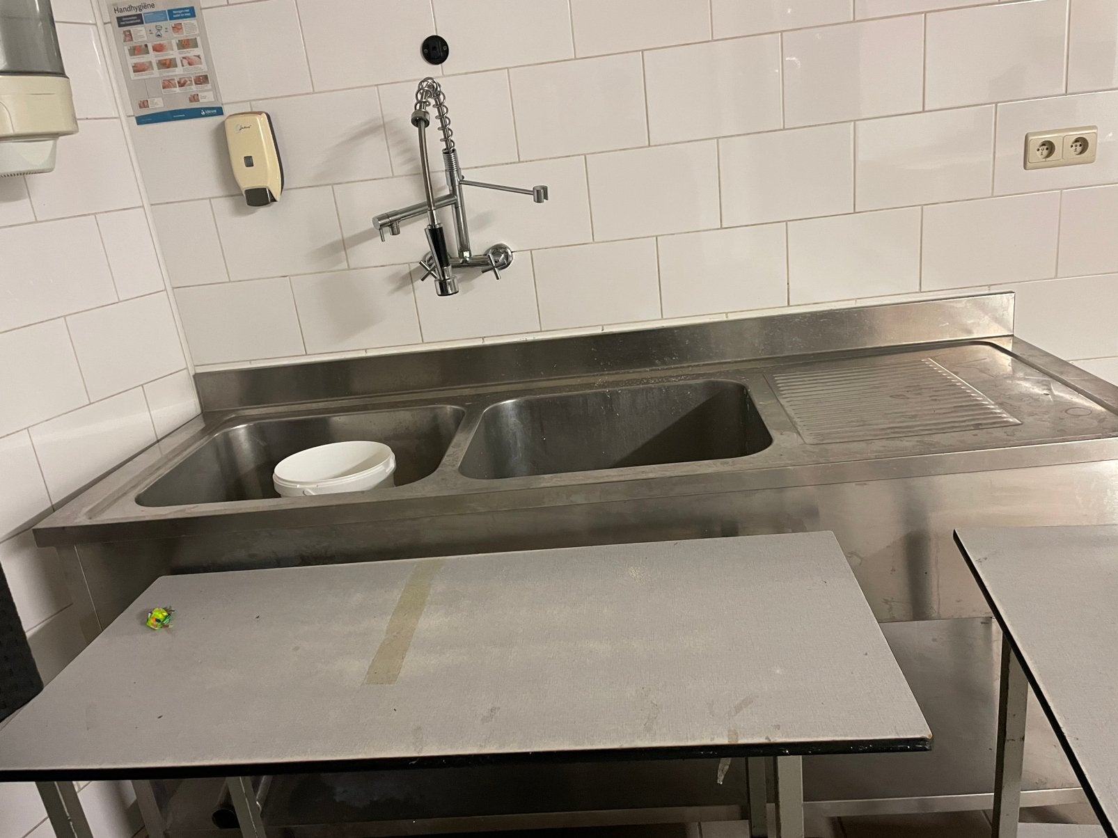 Wasbak met kraan, Ophalen of Verzenden