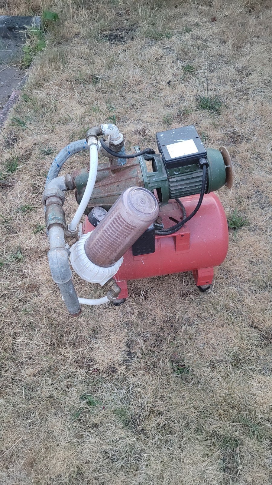 Hydrofoorpomp met filter en drukvat - Waterpomp voor tuinbes, Ophalen, Hydrofoorpomp