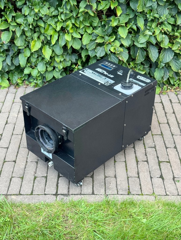 Briteq BT-H2FOG Compact Low-Fog, Muziek en Instrumenten, Ophalen, Zo goed als nieuw, Licht