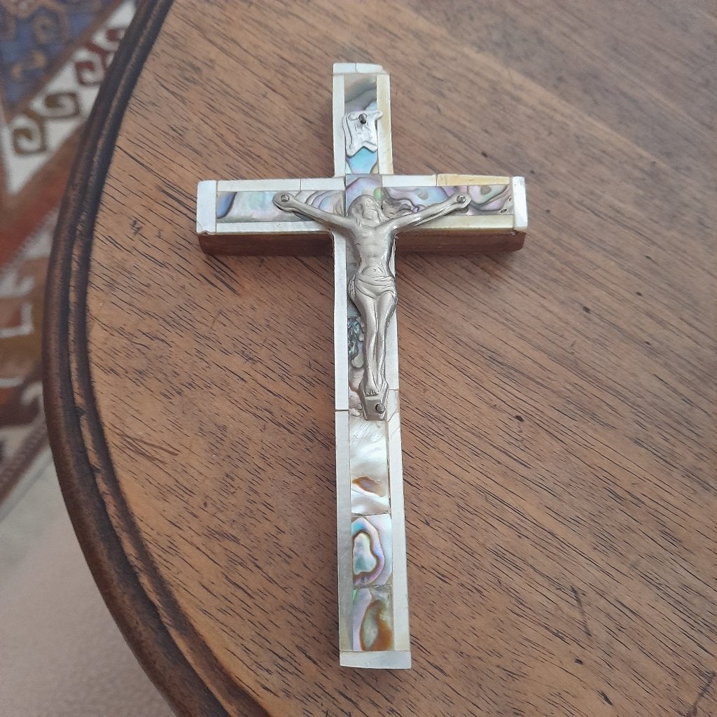 kruisbeeld olijfhout en parelmoer uit jerusalem, Ophalen of Verzenden