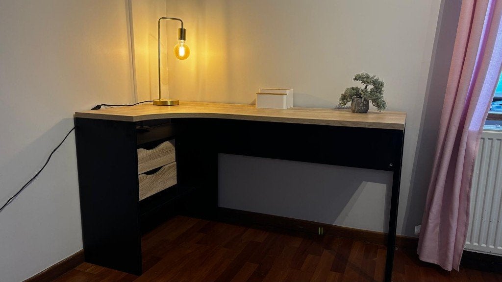 Bureau avec 2 tiroirs – neuf, Maison & Meubles, Bureaux, Neuf, Bois, Noir, Avec tiroirs, Espace de rangement, Enlèvement