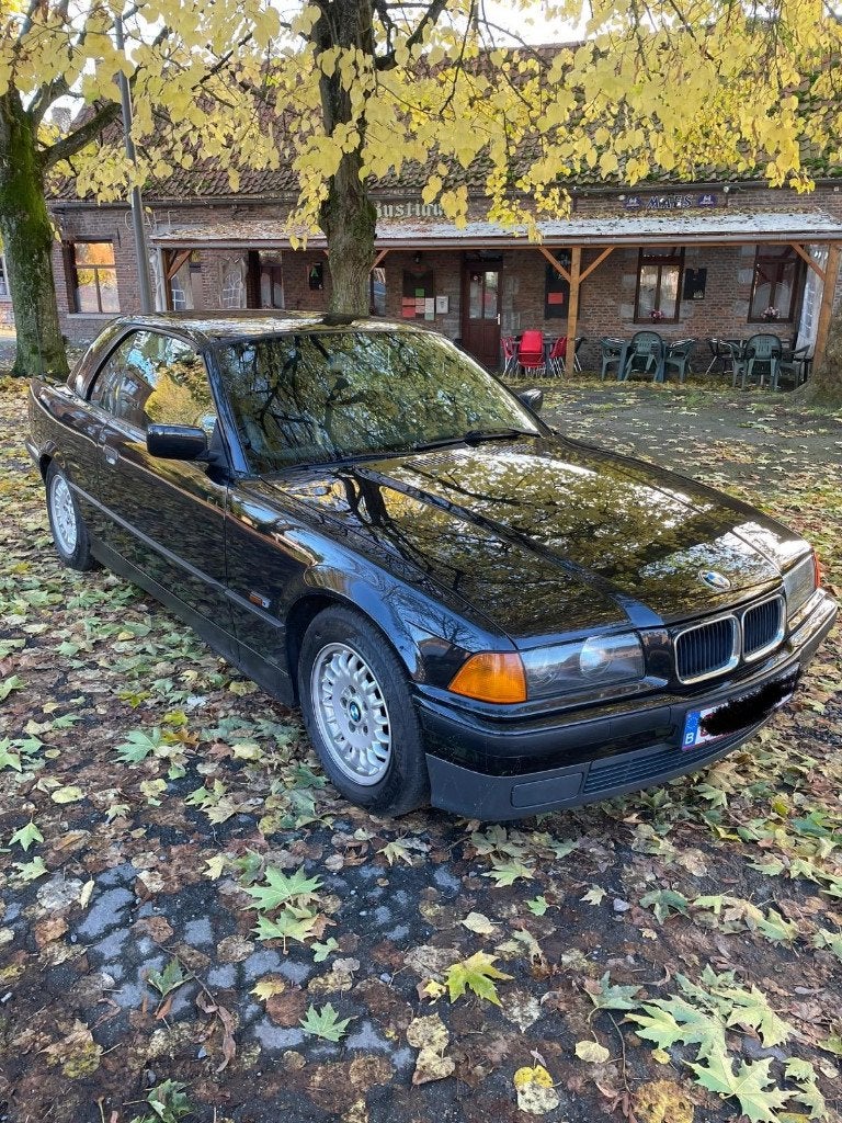 bmw e36 320ia cabriolet hardtop carpass, Auto's, Automaat, Zwart, Cabriolet, Zwart