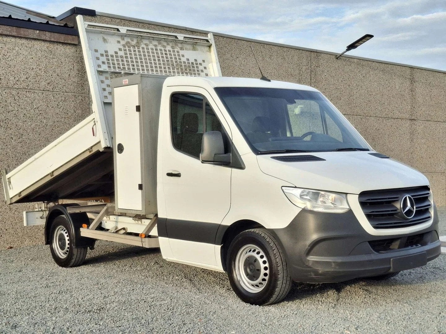 Mercedes-Benz Sprinter 314 benne basculante Automatique, https://public.car-pass.be/vhr/76f1d960-724a-48d2-bdef-27ebbdb3d7de, Achat