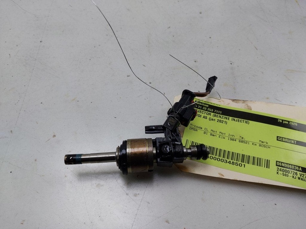 INJECTEUR Audi A5 Sportback (F5A / F5F) (|06N906036A|), Robert Bosch AG, Audi, Utilisé, Robert-Bosch-Allee 1
74232  Abstatt, DE