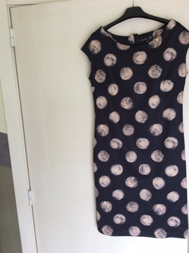 Nieuw kleed , maat : XL. Merk : Smashed Lemon., Vêtements | Femmes, Enlèvement ou Envoi, Autres couleurs, Smashed Lemon, Taille 42/44 (L)