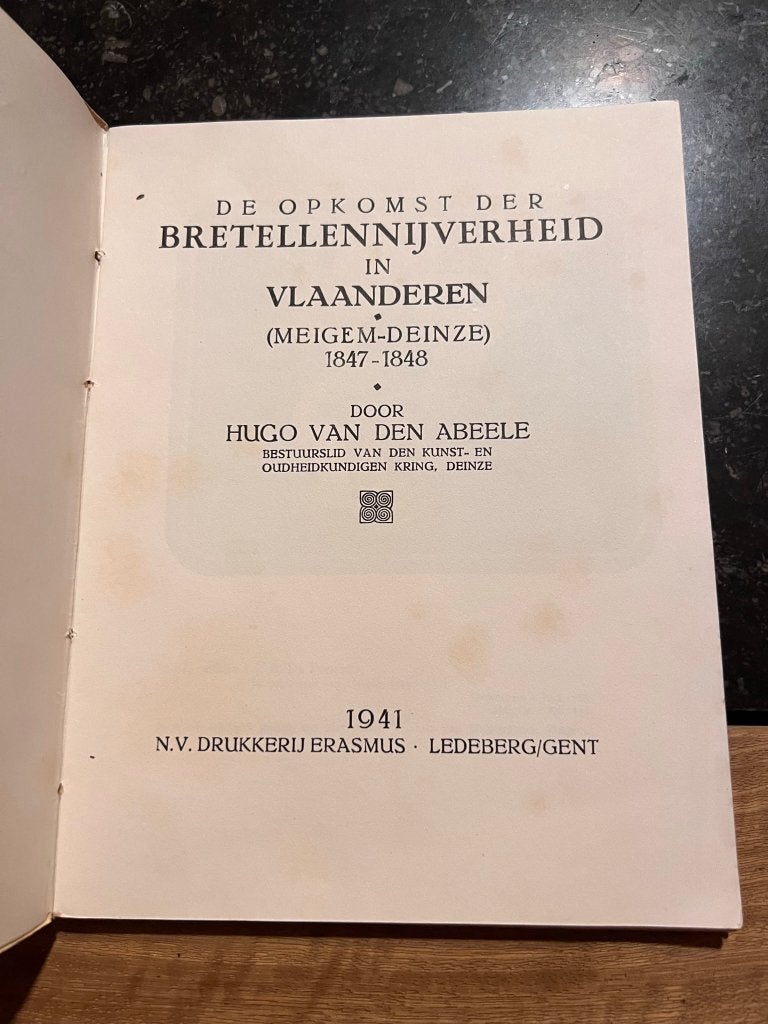 De opkomst der bretellennijverheid in Vl- vd Abeele *1941*, Antiek en Kunst, Ophalen of Verzenden, Hugo van den Abeele