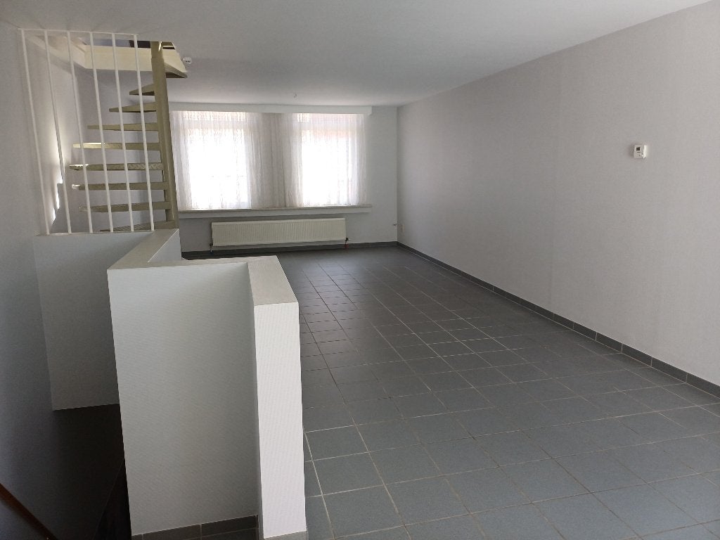 groot instapklaar appartement 120m² met 2 slaapkamers, Antwerpen (stad)