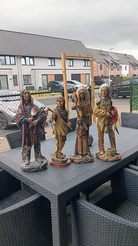 Entane, Tickets en Kaartjes