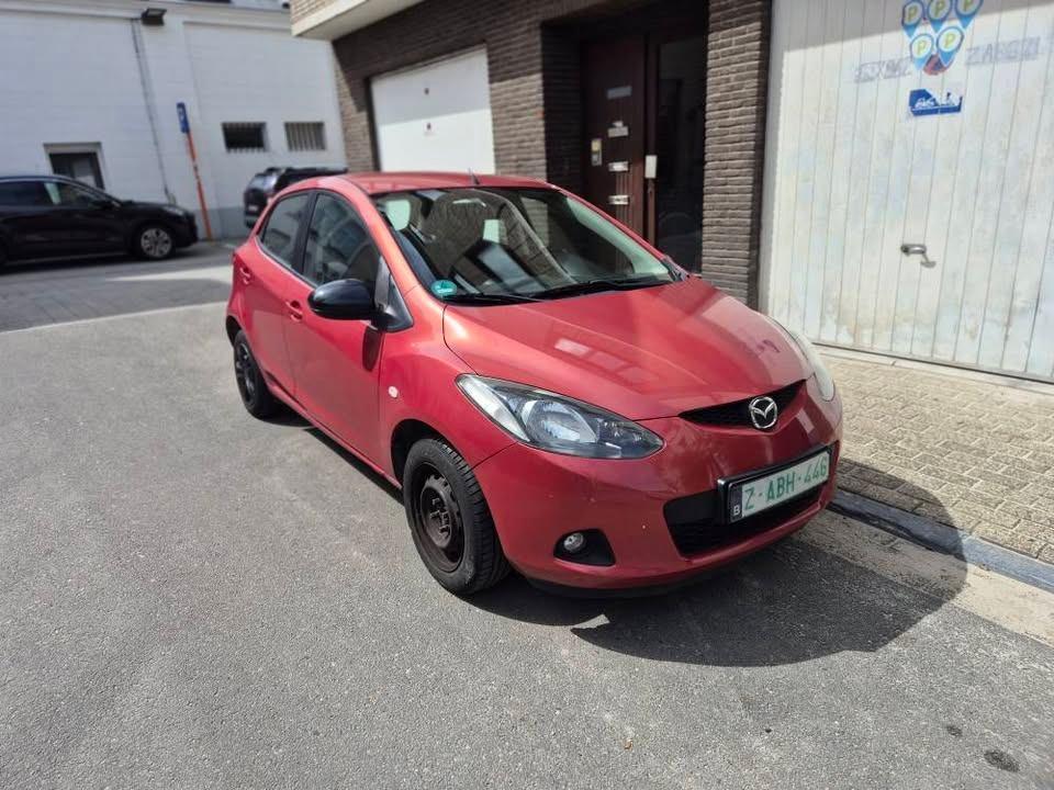 Mazda 2 1.3 benzine 2008 bj 172300 km, Auto's, Mazda, 4 cilinders, 5 deurs, Particulier, Euro 4