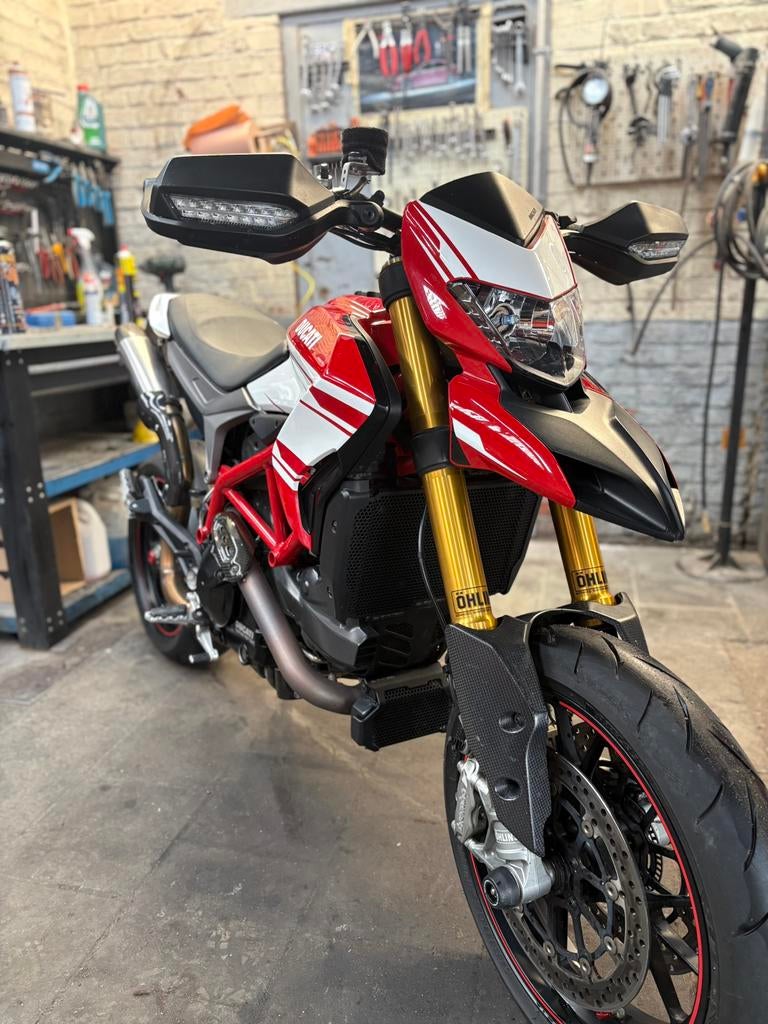 Ducati 939 SP Hypermotard, Motoren, Particulier