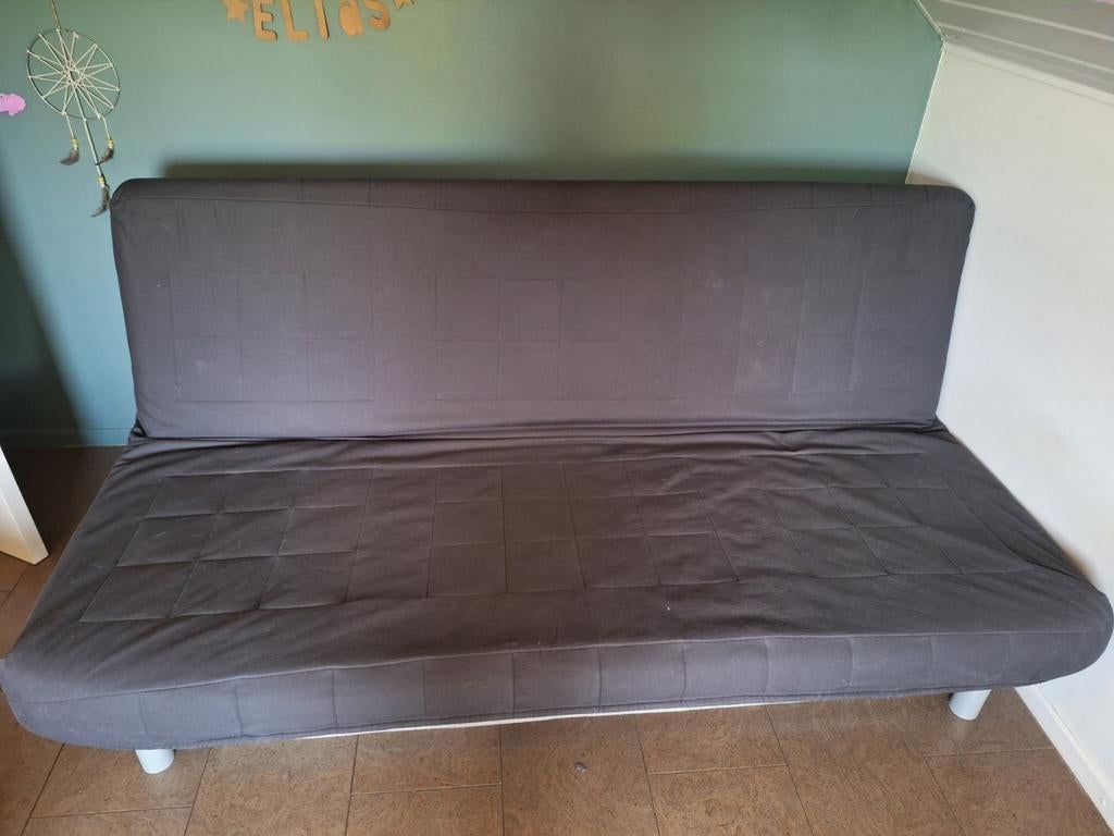 Slaapbank Ikea, Huis en Inrichting, Slaapkamer | Slaapbanken, Ophalen, Grijs