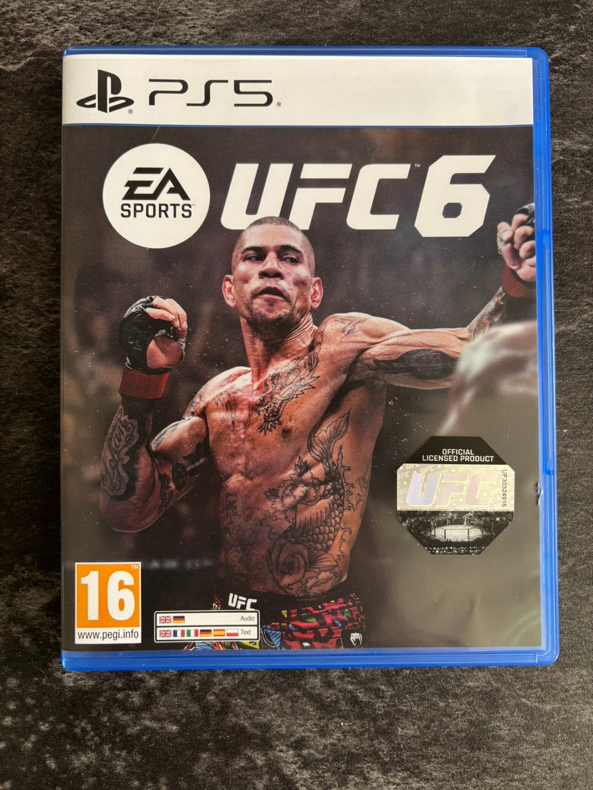 Ufc 6, Enlèvement ou Envoi, Comme neuf