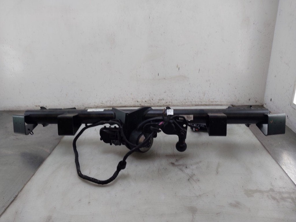 TREKHAAK Skoda Elroq (01-2024/-) (|5H2907383D|5LJ803881|), Dhr. J. Ham, Gebruikt, Administratie@autoham.nl, Skoda