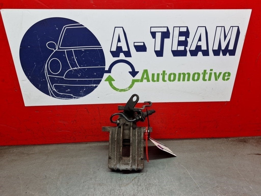 REMKLAUW LINKS ACHTER ABS Audi A3 Sportback (8PA), Gebruikt, Postoffice@zf.com, Löwentaler Straße 20
88046  Friedrichshafen, DE
