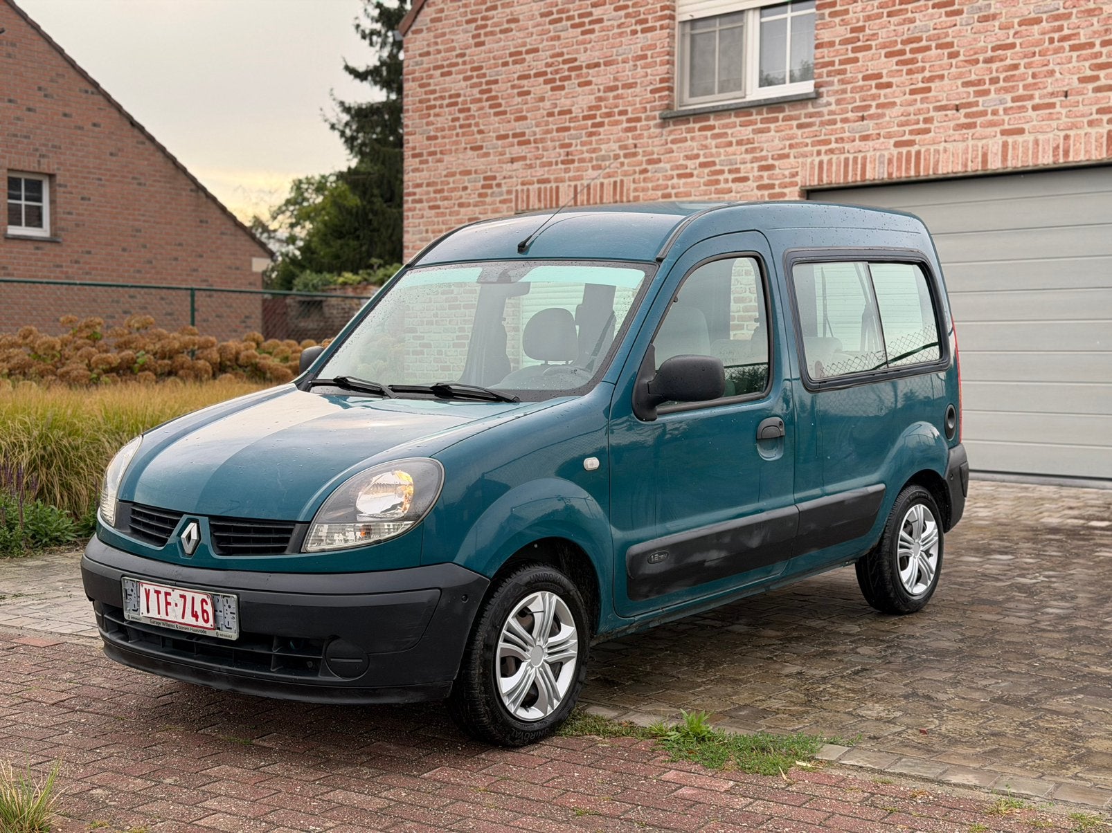Renault Kangoo 1.2Essence 150.oookm prête a immatriculer, Achat, Kangoo, Particulier, Tissu