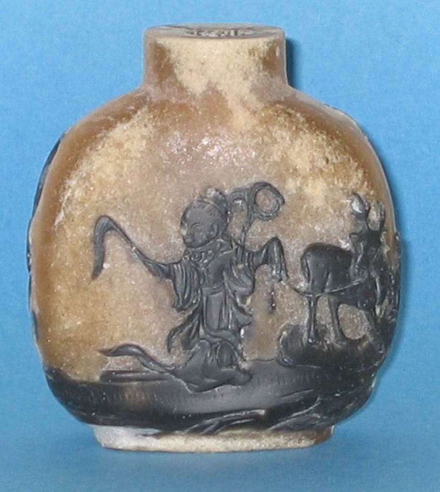 Tabatière en provenance de Chine - 1252, Antiquités & Art, Art | Art non-occidental, Chine, Enlèvement, Relief