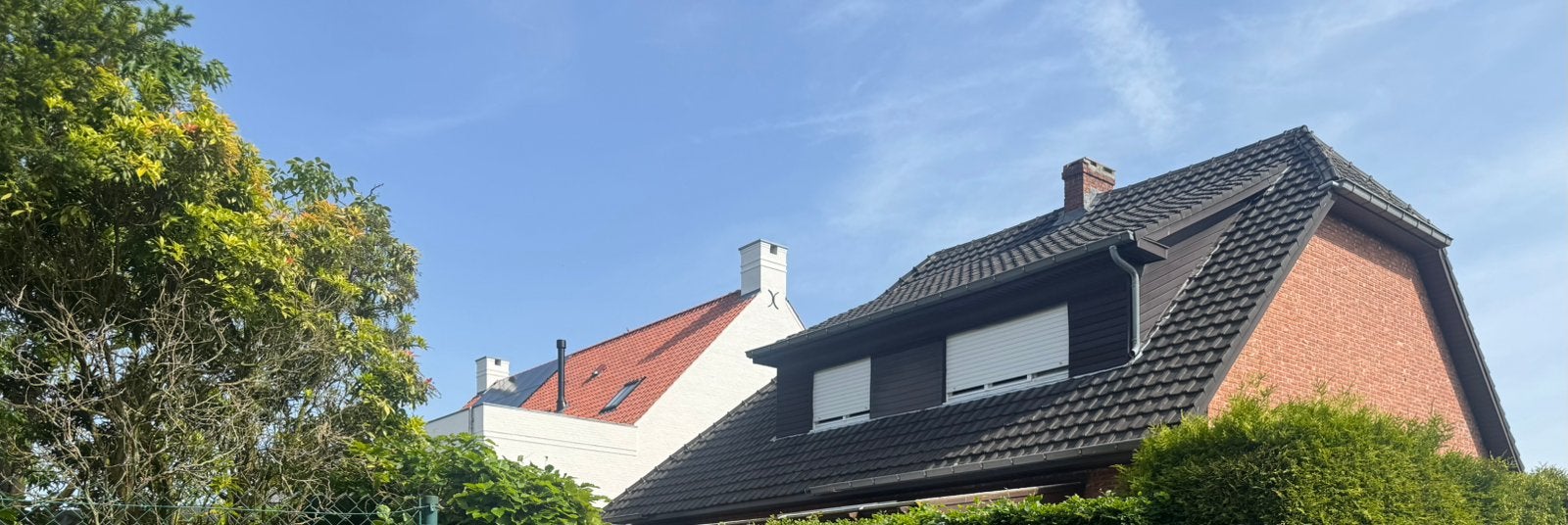 Lot zwarte dak pannen, Doe-het-zelf en Bouw, Ophalen, Dakpannen