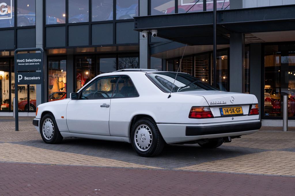 Mercedes-Benz 300-serie 300 CE 24V ( W124 ) (automatique), Achat, Entreprise, Bleu, Automatique